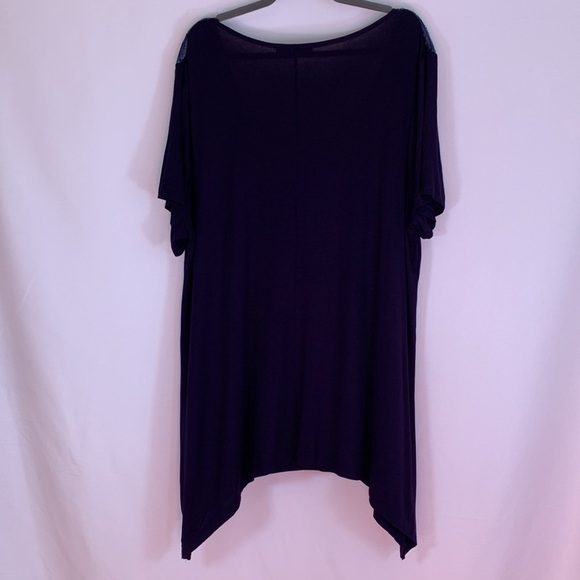 Pennington’s Navy Blue T-Shirt with Sequins - Picture 4 of 7